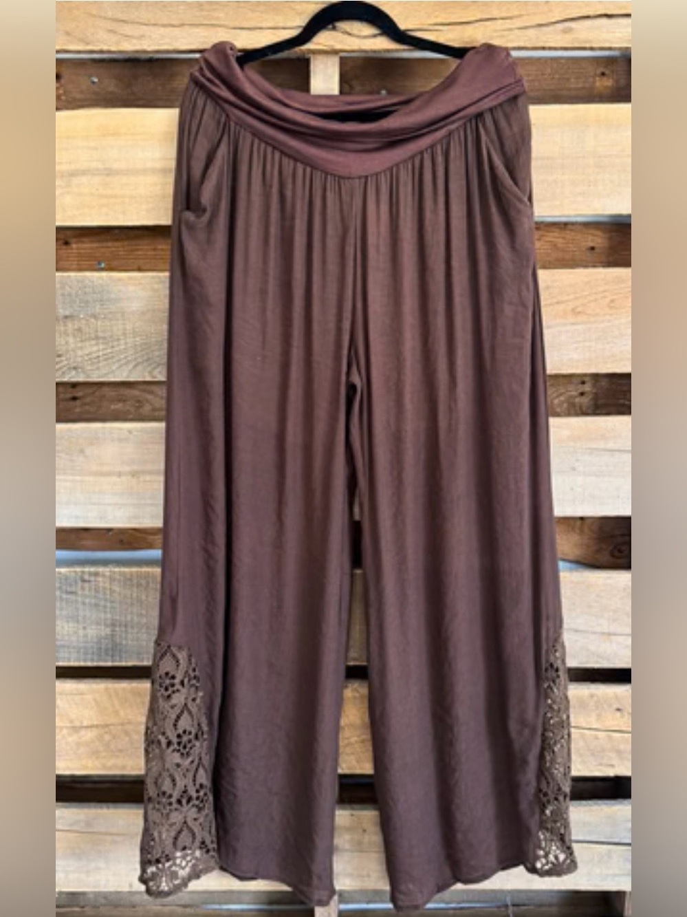 Angel Heart Boutique Sassy Bling Wall with Me ankle lace pants